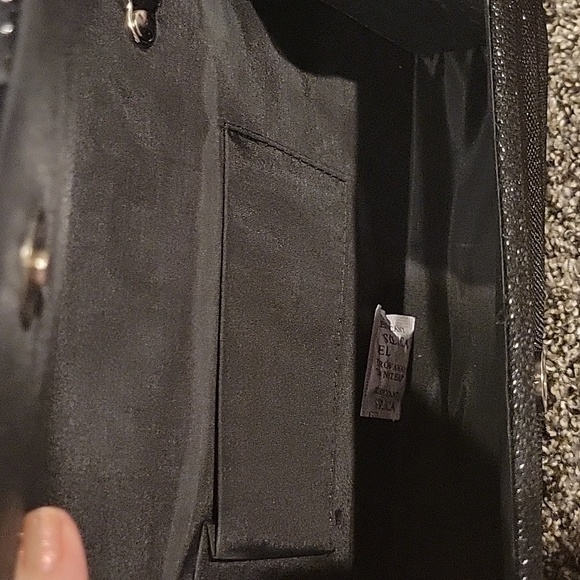 NWT D'margeaux black glitter clutch with chain - Picture 4 of 5